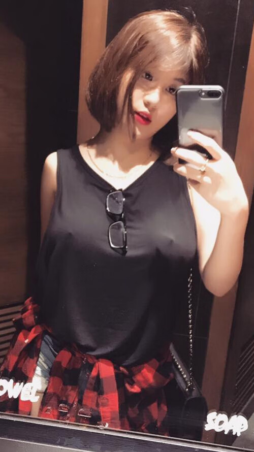 《电竞迷必看:年度十佳比赛精彩瞬间回放》,电竞比赛录像