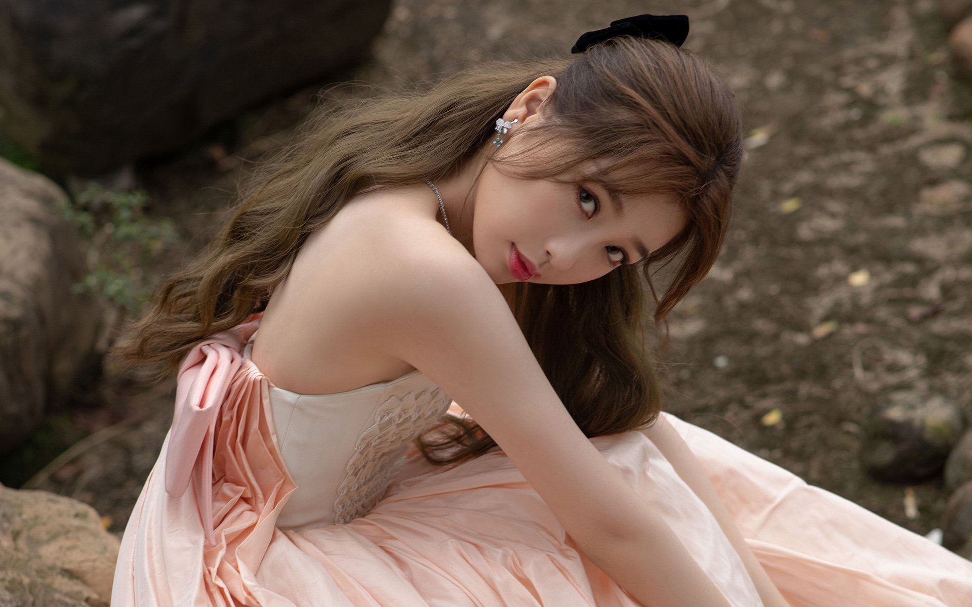 荷兰队踢平挪威,积分榜变动或引人瞩目,荷兰1_1挪威