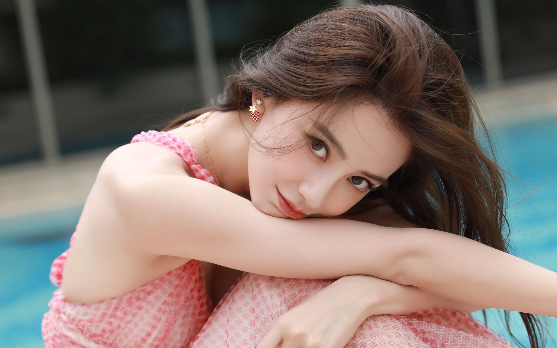 华体会hthhth app-雄鹿主场不败纪录保住，对手难突破防线，雄鹿队的主场