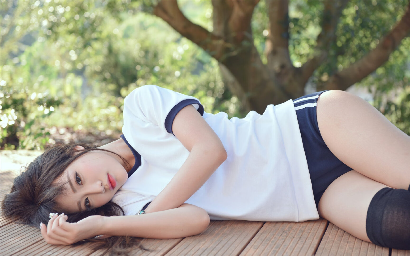 英超防守反击战术调整与场均抢断次数关系分析，英超攻防转换